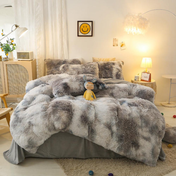 Cloudy Grey Plush Fluffy Bedding Set – Soft Cozy Faux Fur Comforter Set in Light Grey for Home Decor