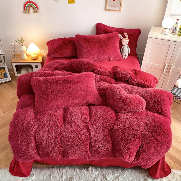 Deep Red Plush Fluffy Bedding Set – Bold Luxurious Faux Fur Comforter for Romantic Bedroom Settings