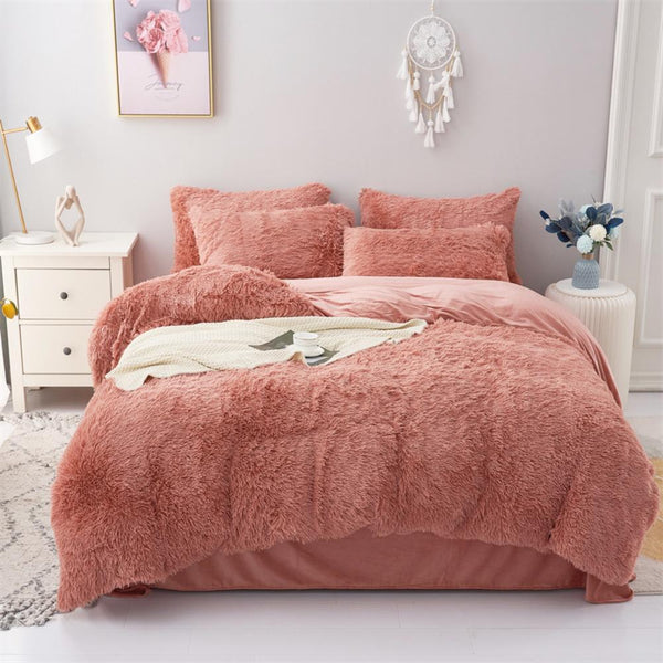Old Rose Pink Plush Bedding Set – Vintage Soft Plush Faux Fur Bed Set for Cottagecore Bedroom Design