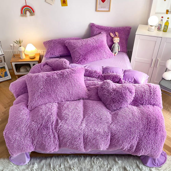 Purple Grapes Plush Fluffy Bedding Set – Rich Violet Faux Fur Bedding Set for Cozy Teen or Dorm Room
