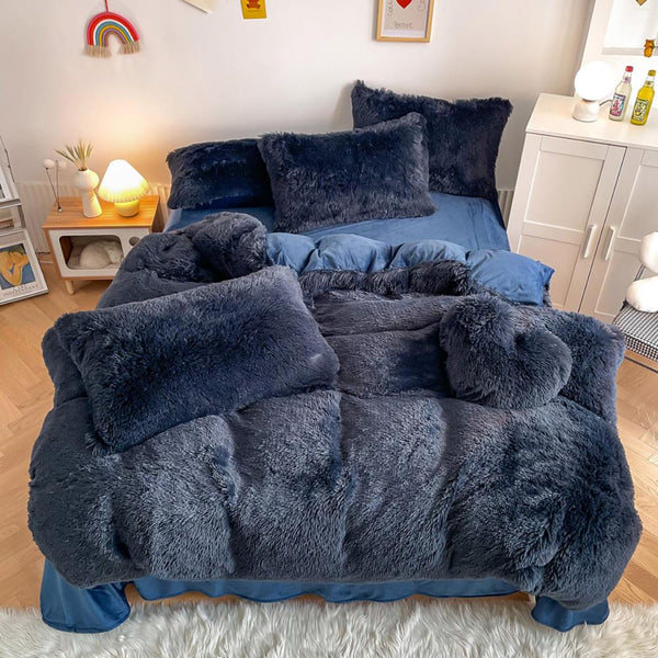 Royal Blue Plush Fluffy Bedding Set – Bold Deep Blue Faux Fur Bedding for Sophisticated Room Aesthetic