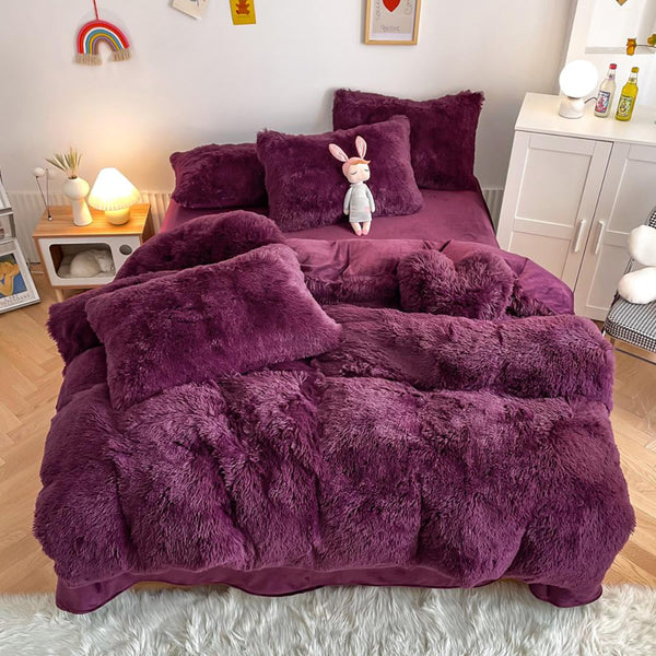 Super Violet Plush Bedding Set – Bold Rich Purple Faux Fur Comforter Set for Luxurious Teen Bedrooms
